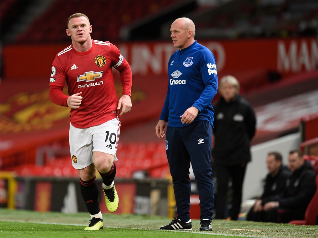 鲁尼曾是英超历史上最耀眼的球星之一，他的